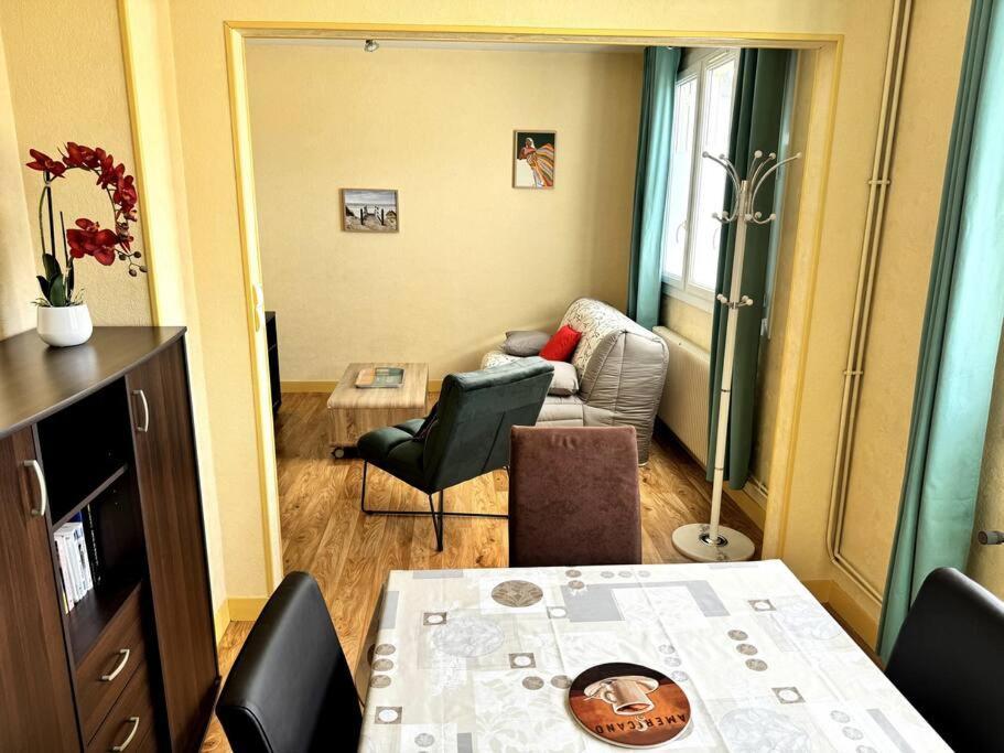 Appartement Proche De L'Hyper-Centre Avec Garage Caen Exterior photo